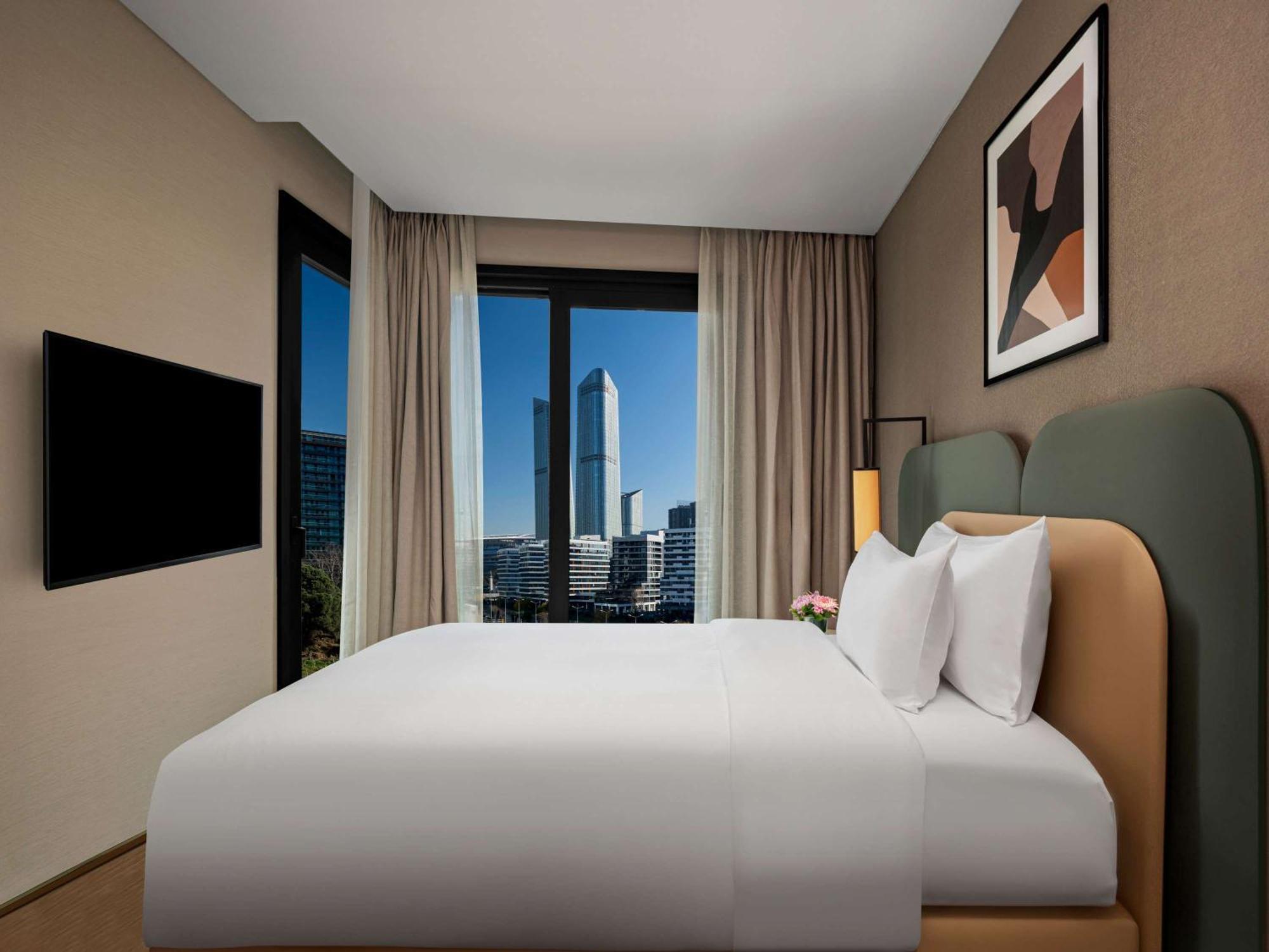 Отель Moevenpick Living Istanbul Saklivadi Экстерьер фото