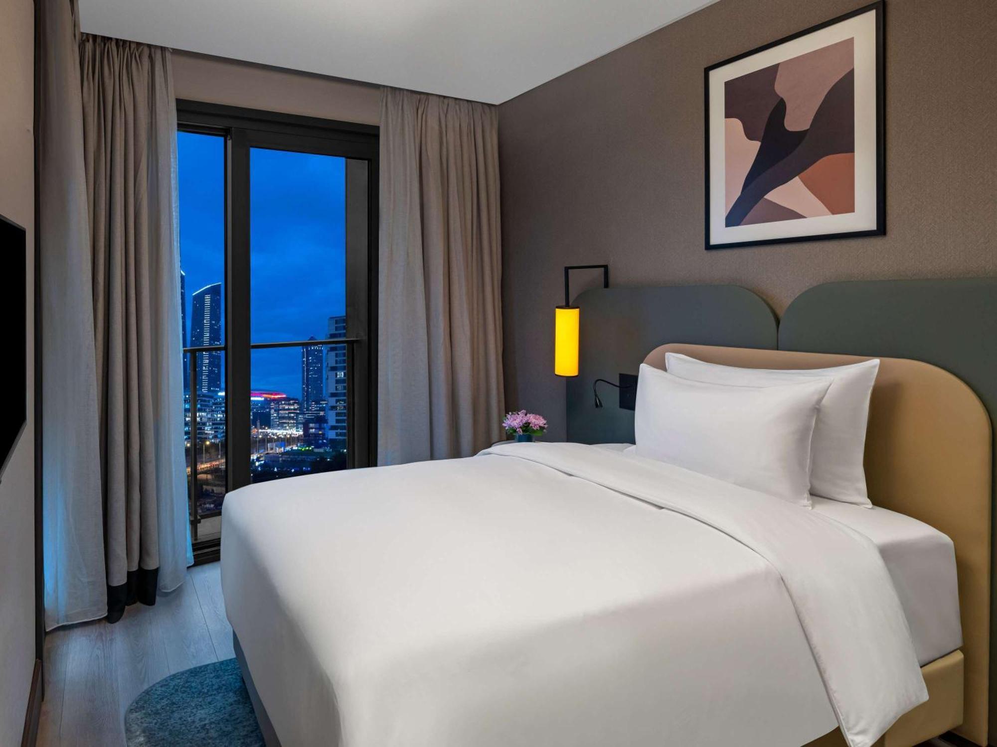 Отель Moevenpick Living Istanbul Saklivadi Экстерьер фото